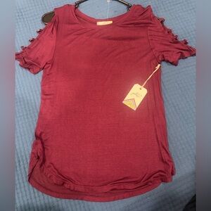 Women's Burgundy Top size Medium